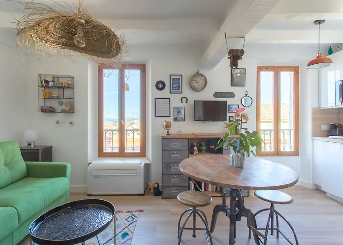 Savane -studio Cosy Proche Croisette-classe 2 Etoiles Daire *